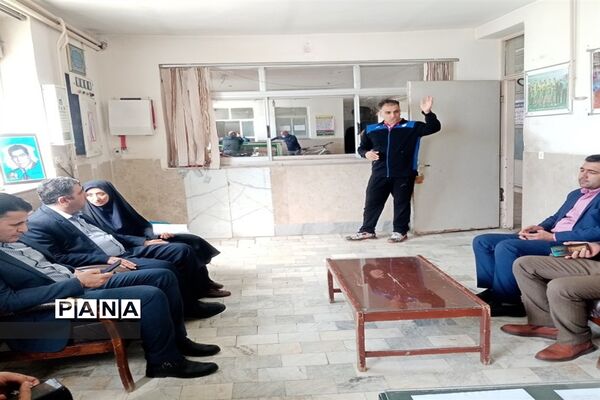 بازدید معاون تربیت بدنی  شهرستان های استان تهران از مدارس شهرستان ورامین