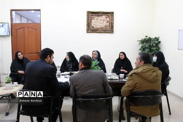 جلسه انجمن و اولیا شهر جوادآباد