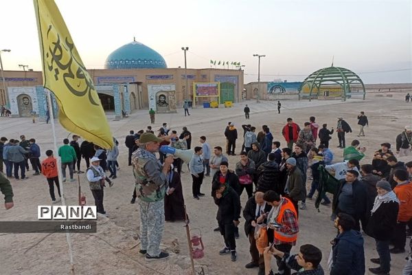 بازدید دانش‌آموزان منطقه ۱۳ از یادمان شلمچه