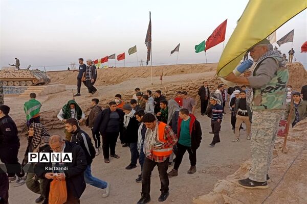 بازدید دانش‌آموزان منطقه ۱۳ از یادمان شلمچه