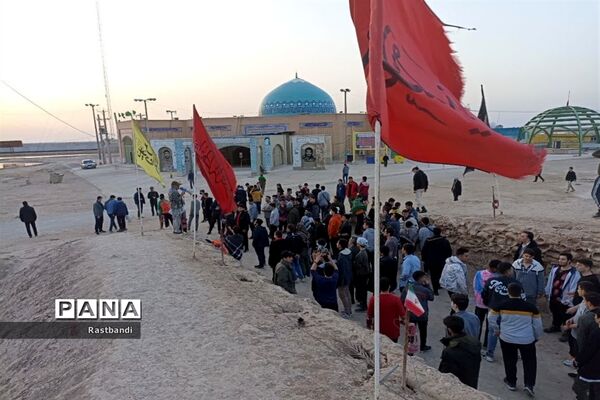 بازدید دانش‌آموزان منطقه ۱۳ از یادمان شلمچه