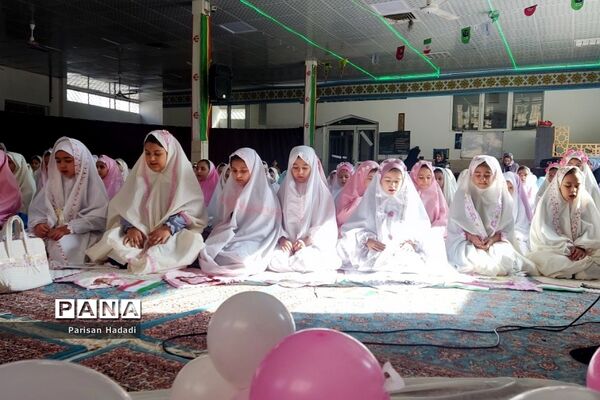 برگزاری باشکوه جشن تکلیف دانش‌آموزان  در مدرسه دانا