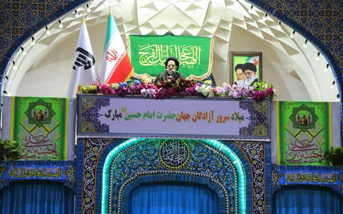 بصیرت سیاسی لازمه در امان ماندن از فتنه‌های دشمن است