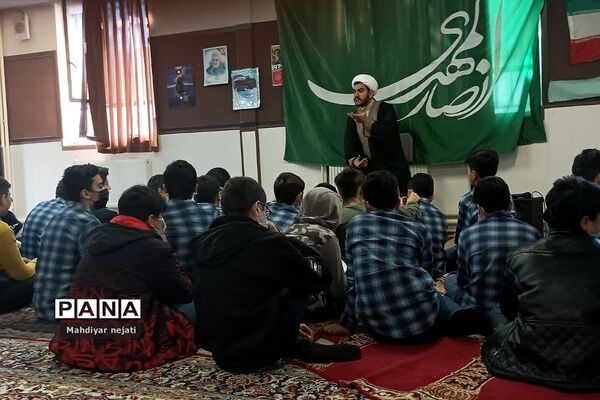جشن میلاد سرداران کربلا و اعیاد شعبانیه در دبیرستان شهید بهشتی رودهن