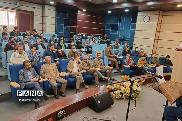 برگزاری نشست‌هایی صمیمانه با اولیای دانش‌آموزان در دبیرستان شهید بهشتی رودهن