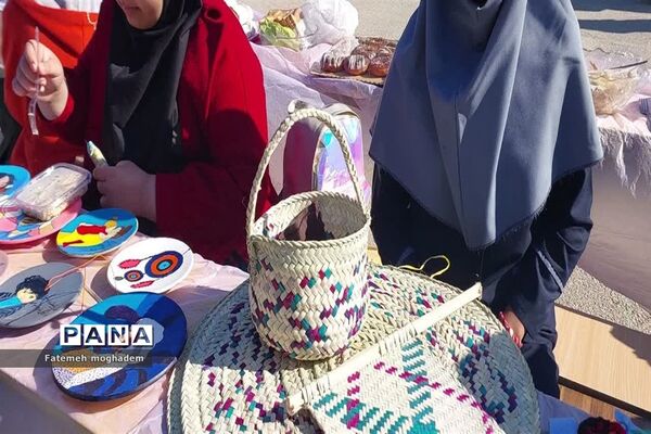 برپایی بازارچه محلی به‌مناسبت هفته معرفی مشاغل در مدارس شادگان