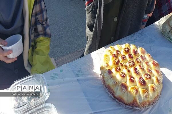 برپایی بازارچه محلی به‌مناسبت هفته معرفی مشاغل در مدارس شادگان