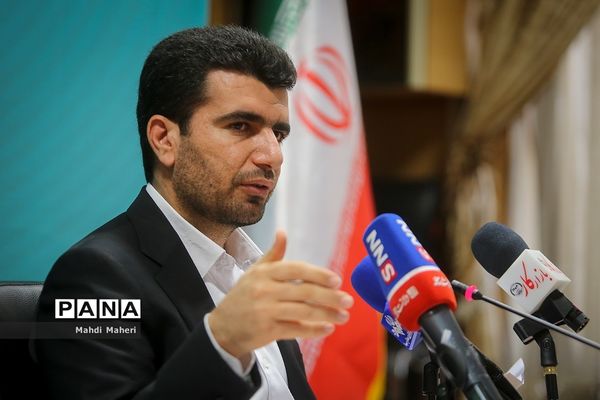 نشست خبری معاون برنامه‌ریزی و توسعه منابع وزرات آموزش و پرورش