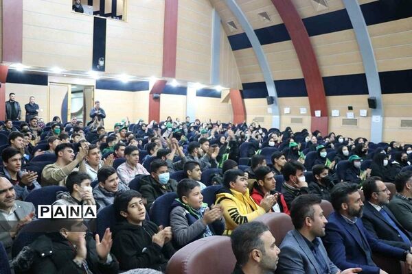 برگزاری مراسم بیست و دومین دوره آیین تنفیذ احکام شهرداران مدارس منتخب منطقه درفرهنگسرای ولای شهرری