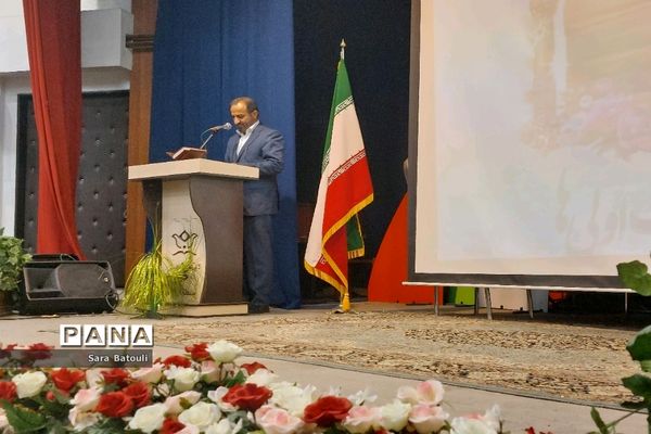 بدرقه دانش‌آموزان زیارت اولی شهر تهران