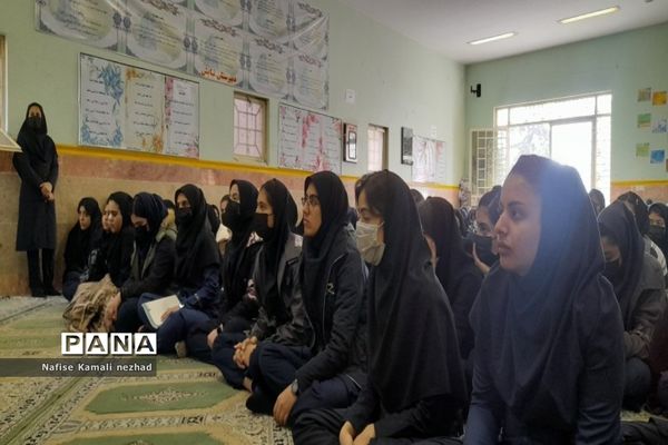 دوره آموزشی مهارت‌های هفت‌گانه کامپیوتر ویژه دانش‌آموزان و مربیان ناحیه یک بهارستان