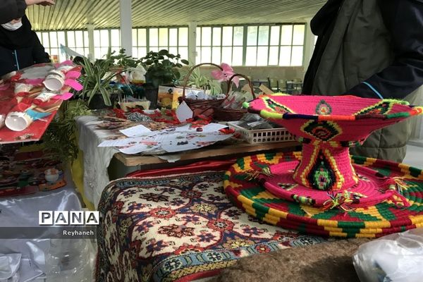 بازارچه کسب و کار دانش‌آموزی در جوادآباد