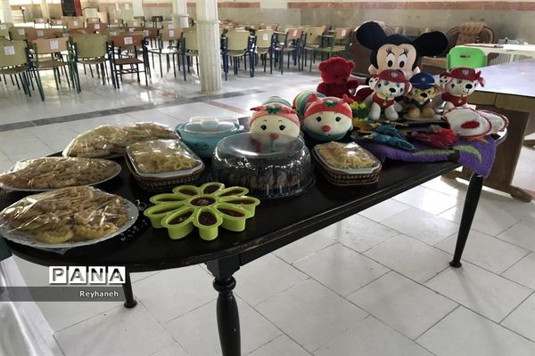 بازارچه کسب و کار دانش‌آموزی در جوادآباد