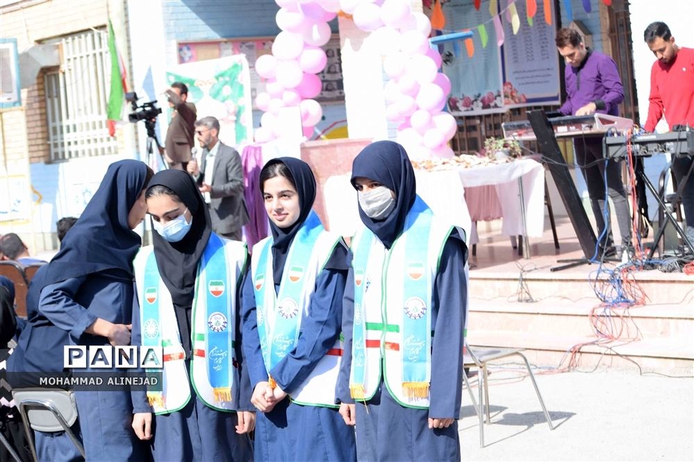 برگزاری جشن اعیاد شعبانیه در دبیرستان دخترانه فرهنگیان خرم آباد