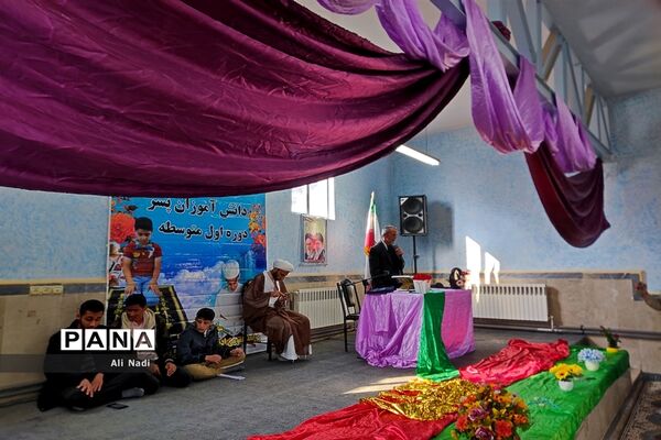 برگزاری جشن تکلیف دانش‌آموزان پسر شهر جوادآباد