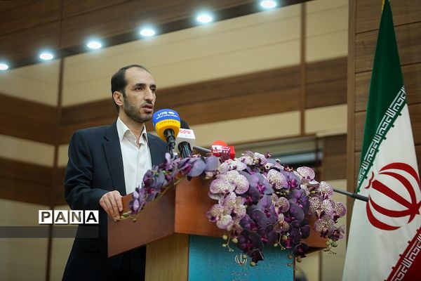 همایش ملی تجلیل از دبیران منتخب درس آمادگی دفاعی کشور