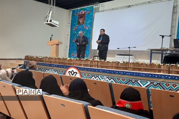 گرامیداشت هفته کانو‌ن‌های فرهنگی و تربیتی درابرکوه