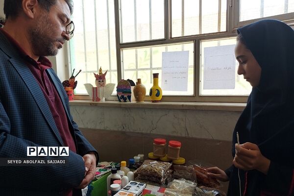برگزاری نمایشگاه و بازارچه جشنواره نوجوان خوارزمی در فشافویه