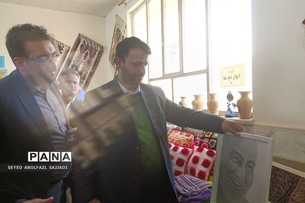 برگزاری نمایشگاه و بازارچه جشنواره نوجوان خوارزمی در فشافویه