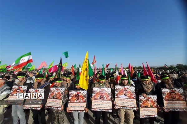 کاروان راهیان نور دانش‌آموزان منطقه ۱۵ تهران