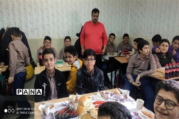 مسابقه پودمان غذا در دبیرستان شهید معمارزاده ناحیه 2 کرج