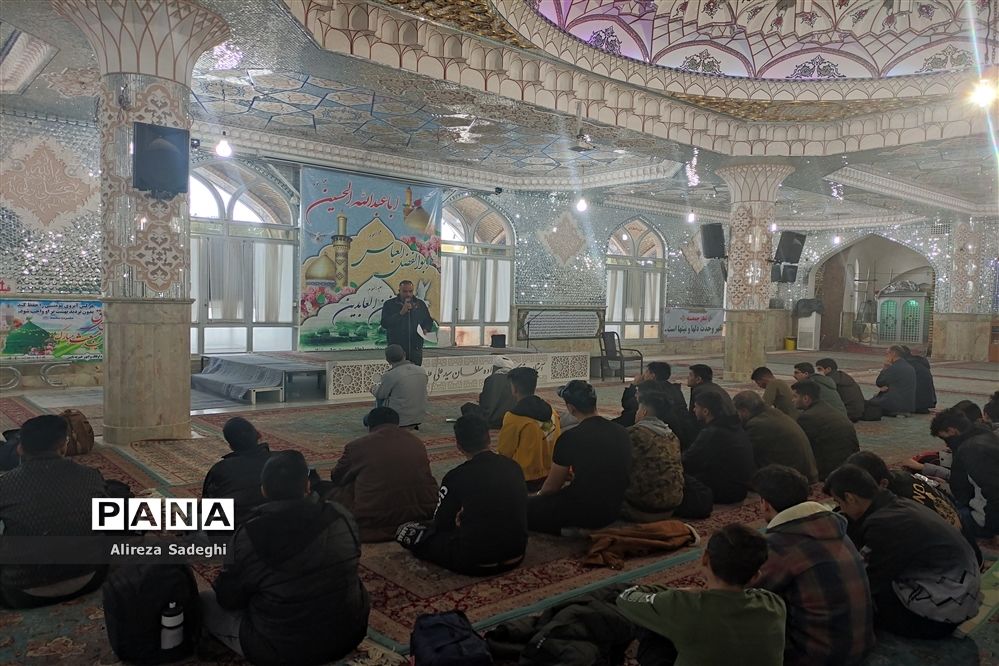 اعزام دانش‌آموزان نایینی برای شرکت در اردوی راهیان نور