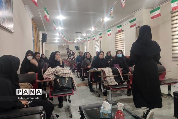 کارگاه پیشگیری از خودکشی و راهکارهای مداخله‌ای در آموزش و پرورش رودهن