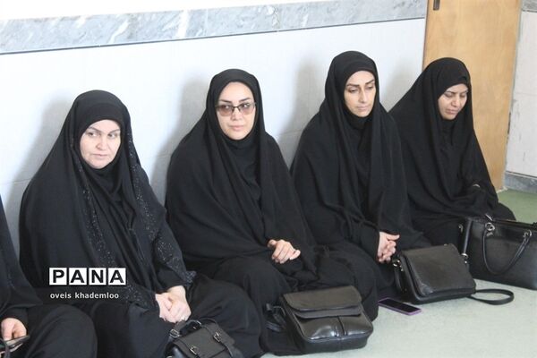 دیدار معاونان و مربیان تربیتی با امام جمعه گلوگاه