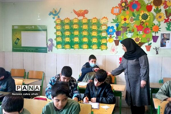 جشن اعیاد شعبان در دبیرستان‌های کوثر و هموطن یک رودهن