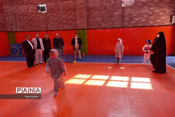 افتتاح زمین والیبال در دبستان خیری امام حسین (ع) منطقه 15