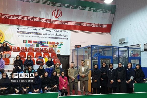 حضور موفق دانش‌آموز خبرنگار دبیرستان فرزانگان رودهن در مسابقات تنیس روی میز مدارس سمپاد استان تهران