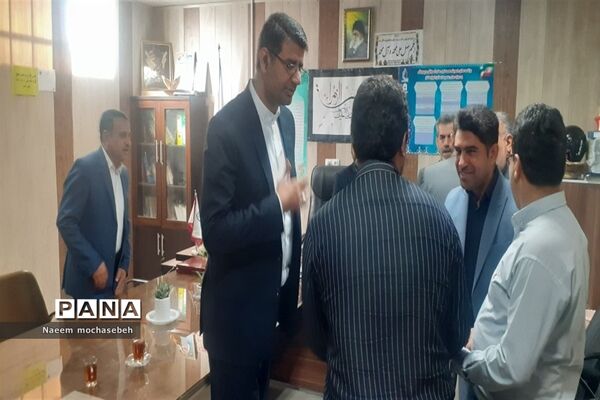تقدیر از همکاران حوزه پرورشی در سالروز گرامیداشت روز امور تربیتی در شهرستان شادگان