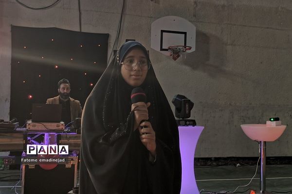 جشن بزرگ اعیاد شعبانیه در مدرسه تربیت رودهن