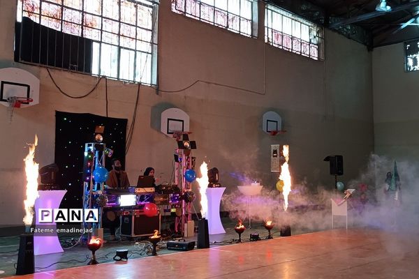 جشن بزرگ اعیاد شعبانیه در مدرسه تربیت رودهن