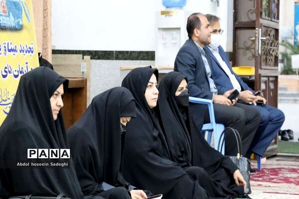 قرائت زیارت عاشورا به‌مناسبت هفته تربیت اسلامی