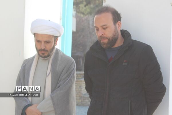 آیین غبارروبی  گلزار شهدا توسط مربیان پرورشی به مناسبت هفته امور تربیتی