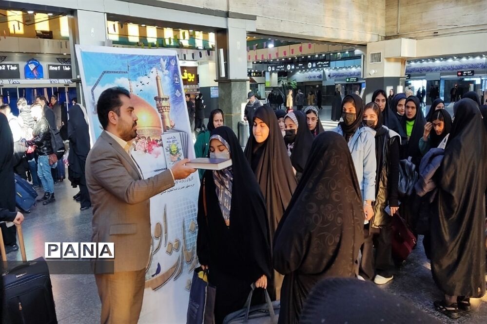 اردوی دختران زیارت اولی شهریار به مشهد مقدس به همت سازمان دانش‌آموزی شهرستان‌های استان تهران