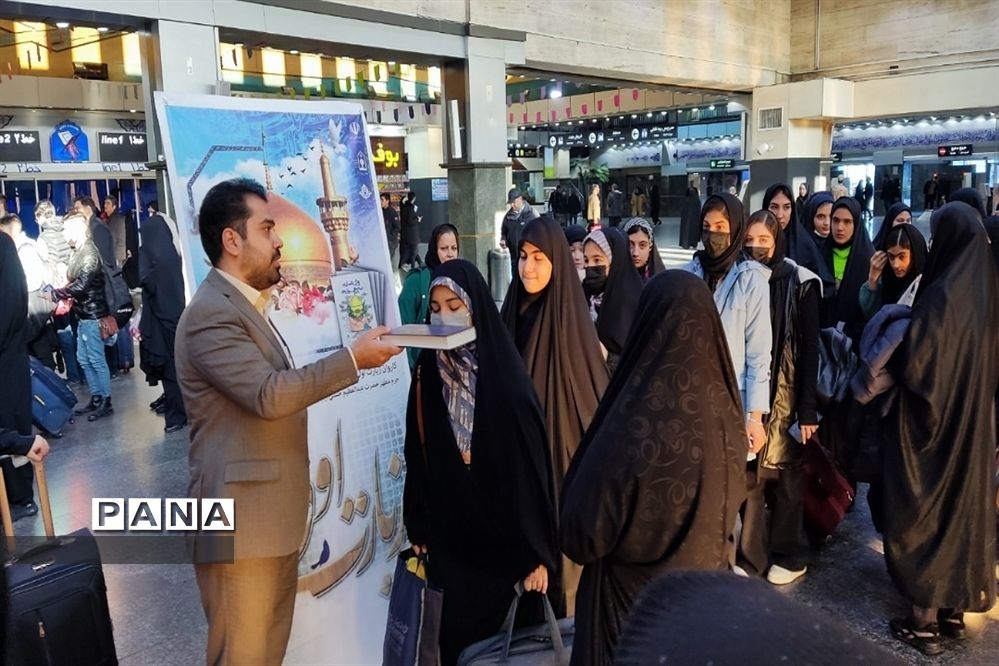 اردوی دختران زیارت اولی شهریار به مشهد مقدس به همت سازمان دانش‌آموزی شهرستان‌های استان تهران