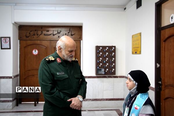 دیدار مدیرکل آموزش و پرورش خراسان رضوی با فرمانده سپاه امام رضا (ع) به مناسبت روز پاسدار