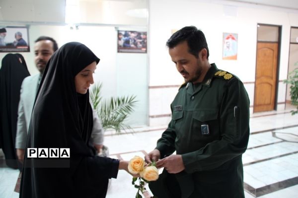 دیدار مدیرکل آموزش و پرورش خراسان رضوی با فرمانده سپاه امام رضا (ع) به مناسبت روز پاسدار