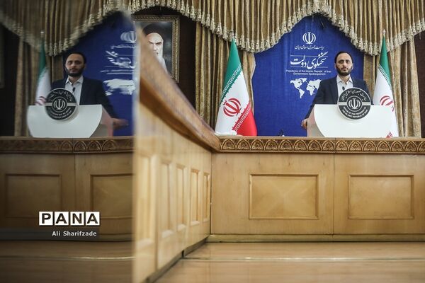 نشست خبری سخنگوی دولت