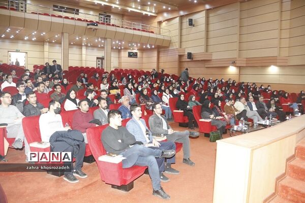 بازدید راهیان پیشرفت، فرهنگیان متوسطه آموزش و پرورش ناحیه 2 شهرری  ازشرکت پالایش نفت تهران