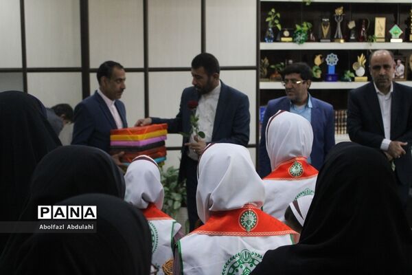 گرامیداشت هفته تربیت اسلامی و روز امور تربیتی توسط دانش‌آموزان استان بوشهر