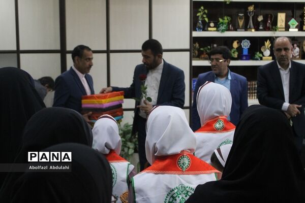 گرامیداشت هفته تربیت اسلامی و روز امور تربیتی توسط دانش‌آموزان استان بوشهر