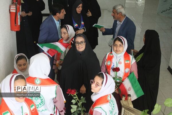 گرامیداشت هفته تربیت اسلامی و روز امور تربیتی توسط دانش‌آموزان استان بوشهر