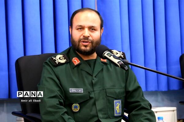 دیدار نیروهای مسلح و اعضای ستاد هفته دفاع مقدس با نماینده ولی فقیه