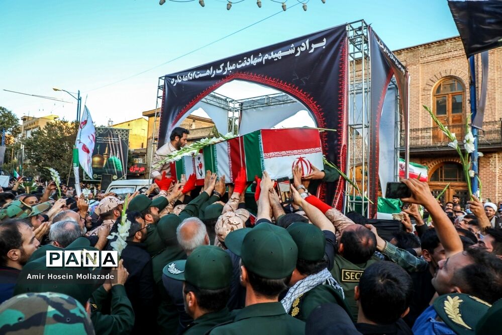 اجتماع عظیم امت رسول‌الله(ص) و آیین تشییع پیکر شهید اغتشاشات اخیر «عباس فاطمیه»