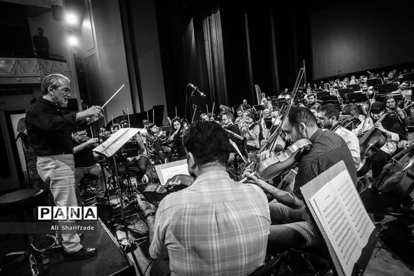 تمرین ارکستر ملی ایران