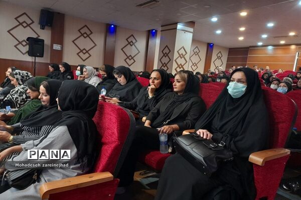 همایش سفیران مهر ویژه رانندگان سرویس مدارس شهرستان قرچک