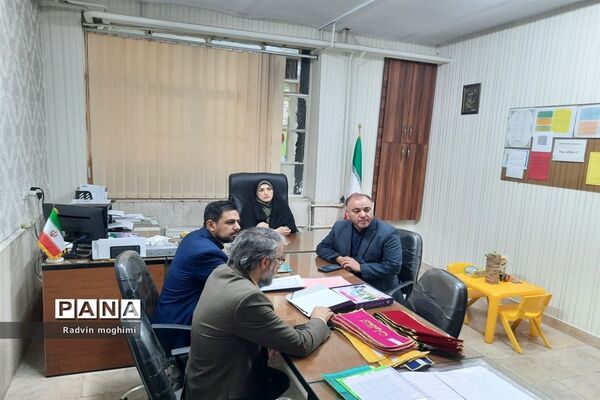 جشن شکوفه‌ها؛ آغاز کسب علم و دانش در مدارس منطقه ۱۳